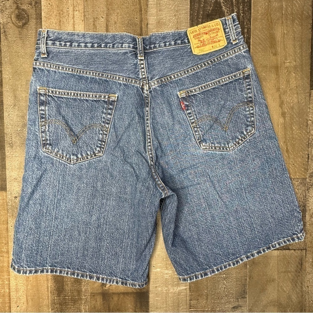 Y2K Levi’s 550 Men’s Jean Short size 36